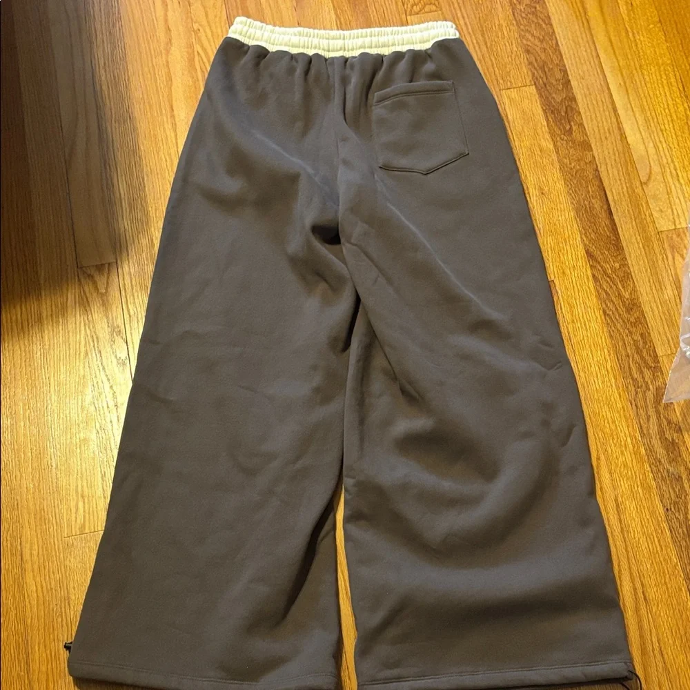 Edikted Brown and Cream Joggers - Picture 3 of 3